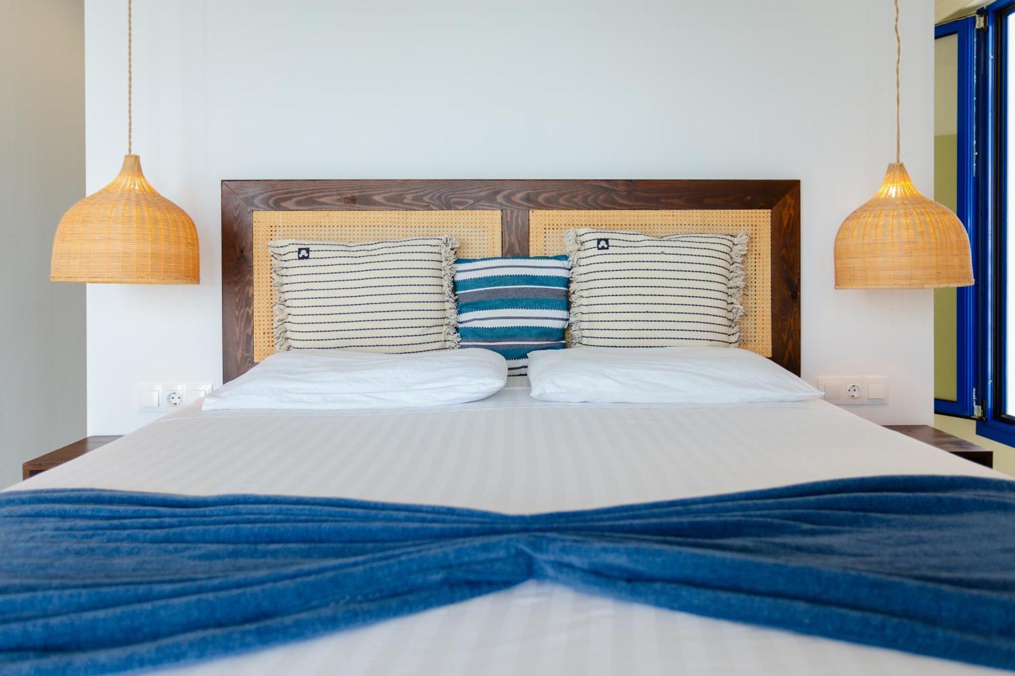 George Suites Stegna Archangelos  Exteriér fotografie